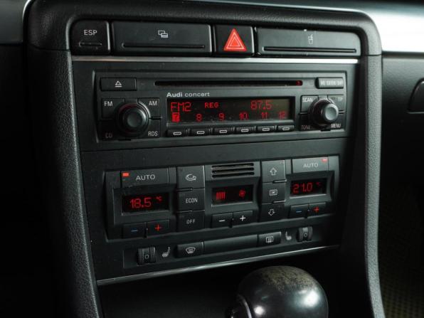 Audi A4 III (B7) с пробегом 2005 года, цена 799 000 рублей, 206282 км, седан, Автокод Объявления