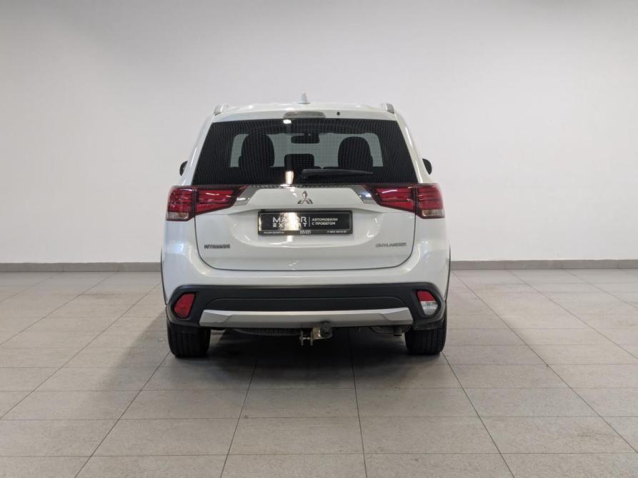 Mitsubishi Outlander III Рестайлинг 2 Санкт-Петербург  - изображение 6