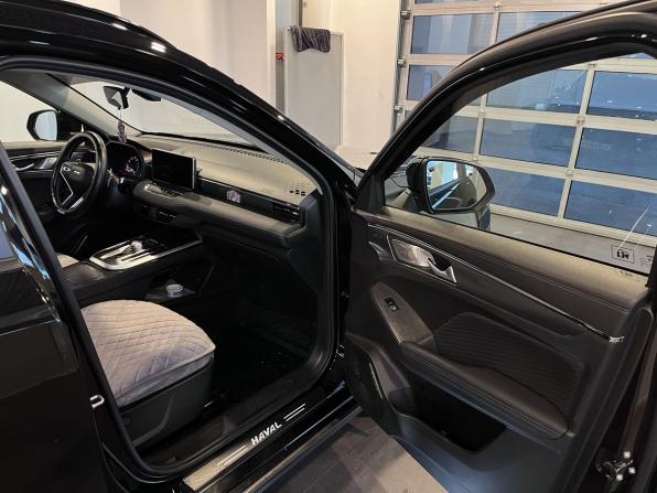 Haval Jolion I с пробегом 2024 года, цена 2 050 000 рублей, 17552 км, внедорожник, Автокод Объявления