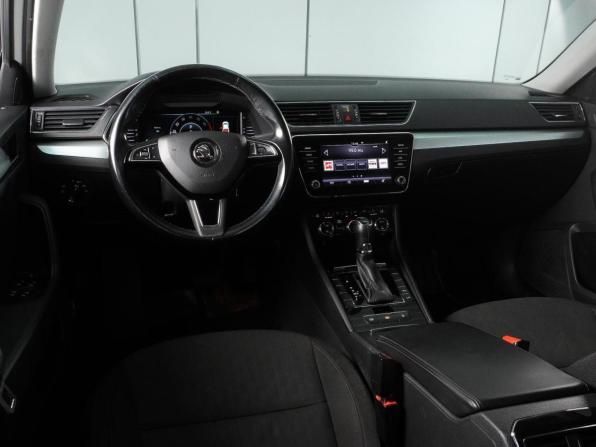 Skoda Superb III с пробегом 2019 года, цена 1 509 000 рублей, 247094 км, лифтбек, Автокод Объявления