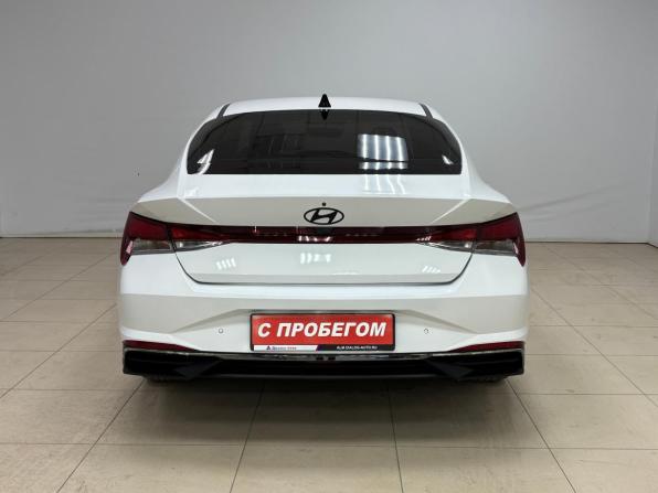 Hyundai Elantra VII (CN7) Рестайлинг с пробегом 2023 года, цена 2 090 000 рублей, 46159 км, седан, Автокод Объявления