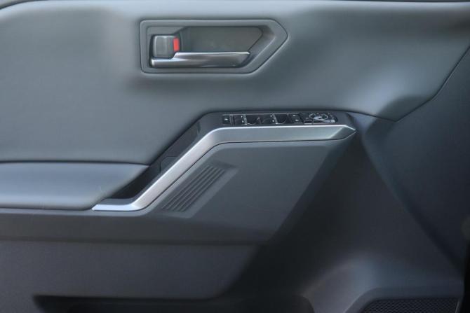 Toyota RAV4 VI (XA60) с пробегом 2026 года, цена 4 420 000 рублей, 10 км, внедорожник, Автокод Объявления