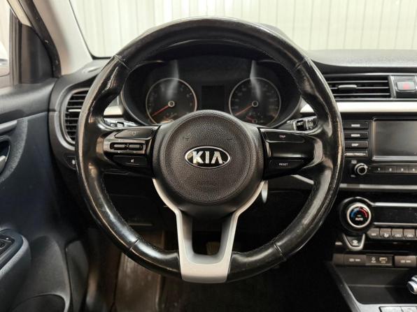 Kia Rio IV с пробегом 2018 года, цена 1 350 000 рублей, 154101 км, седан, Автокод Объявления