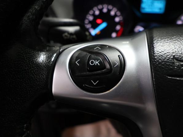 Ford Kuga II с пробегом 2015 года, цена 1 320 000 рублей, 133454 км, внедорожник, Автокод Объявления