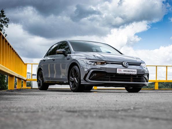 Volkswagen Golf VIII с пробегом 2021 года, цена 2 799 000 рублей, 53000 км, хэтчбек, Автокод Объявления