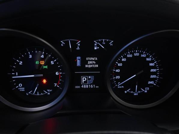 Toyota Land Cruiser 200 Series Рестайлинг 1 с пробегом 2015 года, цена 3 599 051 рубль, 488161 км, внедорожник, Автокод Объявления