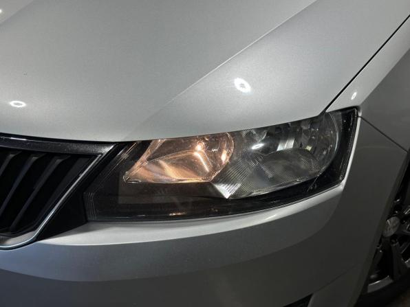 Skoda Rapid I Рестайлинг с пробегом 2017 года, цена 1 300 000 рублей, 143263 км, лифтбек, Автокод Объявления