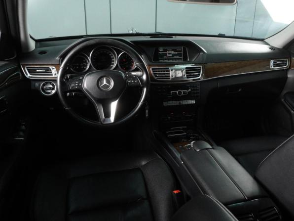 Mercedes-Benz E-Класс IV (W212 S212 C207) Рестайлинг с пробегом 2013 года, цена 1 730 000 рублей, 263273 км, седан, Автокод Объявления