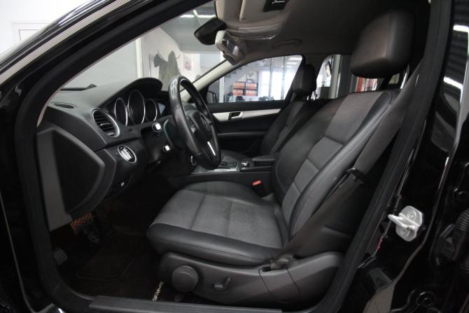 Mercedes-Benz C-Класс III (W204) Рестайлинг с пробегом 2012 года, цена 1 600 000 рублей, 226653 км, седан, Автокод Объявления