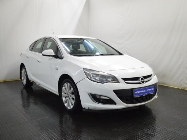 Opel Astra J Рестайлинг с пробегом 2013 года, цена 640 000 рублей, 241319 км, седан, Автокод Объявления
