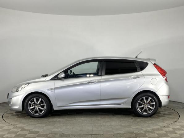 Hyundai Solaris I с пробегом 2012 года, цена 830 000 рублей, 101665 км, хэтчбек, Автокод Объявления