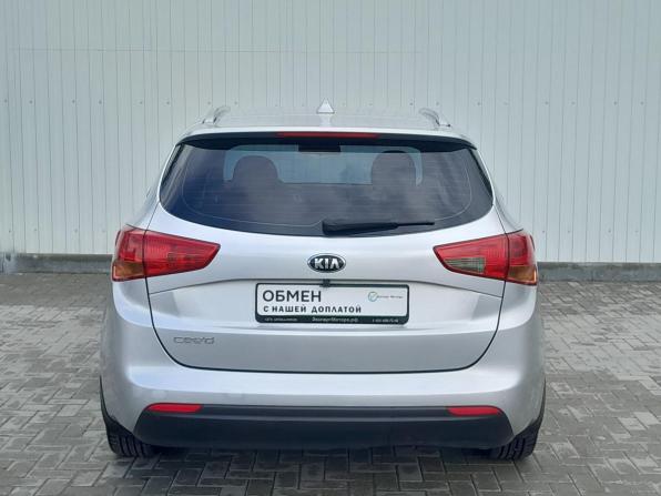 Kia Ceed II с пробегом 2012 года, цена 999 000 рублей, 173500 км, универсал, Автокод Объявления