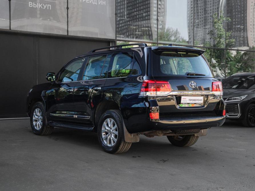 Toyota Land Cruiser 200 Series Рестайлинг 2 Москва  - изображение 6