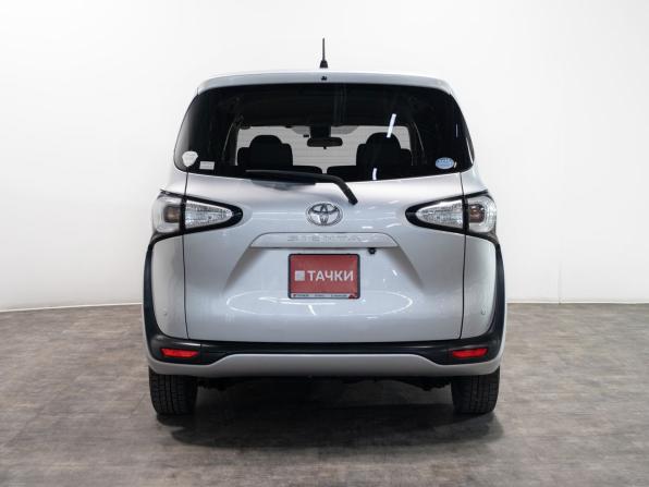 Toyota Sienta II с пробегом 2017 года, цена 1 420 000 рублей, 100019 км, компактвэн, Автокод Объявления