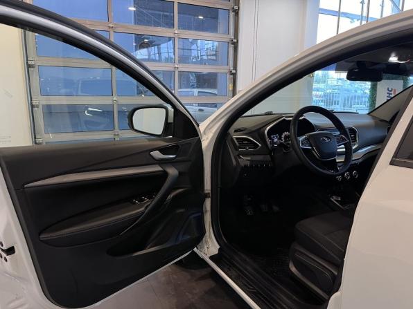 Lada (ВАЗ) Vesta I Рестайлинг (NG) с пробегом 2023 года, цена 1 420 000 рублей, 32779 км, седан, Автокод Объявления