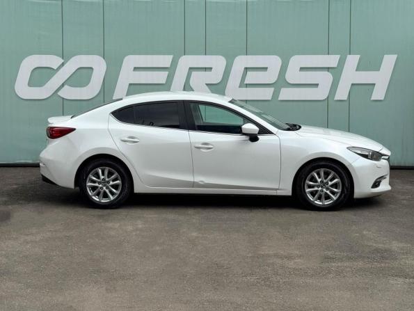 Mazda 3 III (BM) Рестайлинг с пробегом 2017 года, цена 1 229 000 рублей, 237702 км, седан, Автокод Объявления