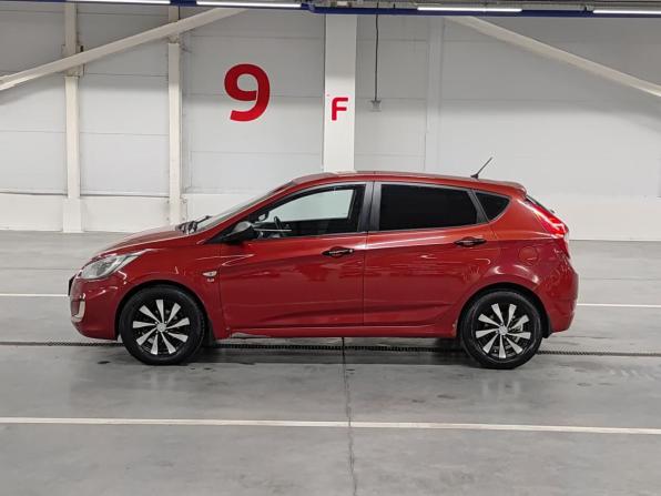 Hyundai Solaris I с пробегом 2012 года, цена 595 000 рублей, 206726 км, хэтчбек, Автокод Объявления
