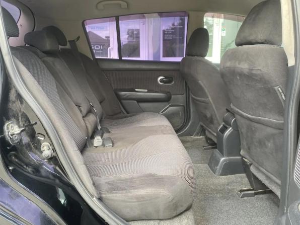 Nissan Tiida I Рестайлинг с пробегом 2011 года, цена 675 000 рублей, 223100 км, хэтчбек, Автокод Объявления