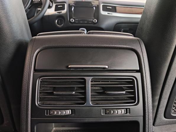 Volkswagen Touareg II с пробегом 2013 года, цена 2 395 000 рублей, 197924 км, внедорожник, Автокод Объявления