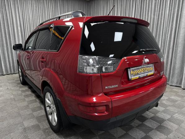 Mitsubishi Outlander II Рестайлинг с пробегом 2011 года, цена 1 250 000 рублей, 160436 км, внедорожник, Автокод Объявления