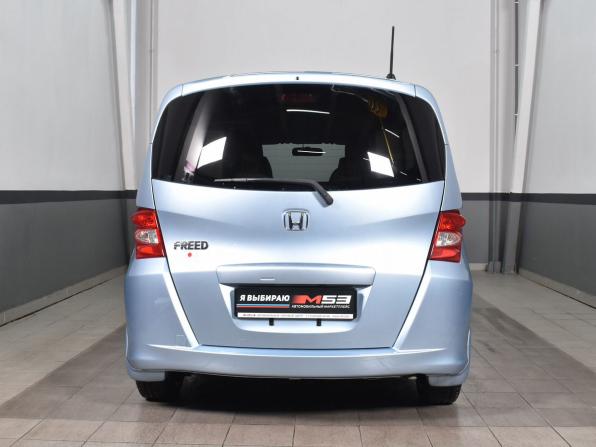 Honda Freed I с пробегом 2009 года, цена 1 049 995 рублей, 101487 км, компактвэн, Автокод Объявления