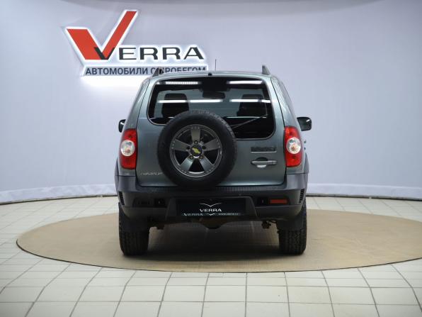 Chevrolet Niva I Рестайлинг с пробегом 2018 года, цена 520 000 рублей, 340372 км, внедорожник, Автокод Объявления