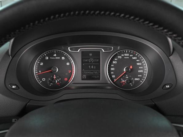 Audi Q3 I (8U) с пробегом 2012 года, цена 1 249 000 рублей, 170040 км, внедорожник, Автокод Объявления