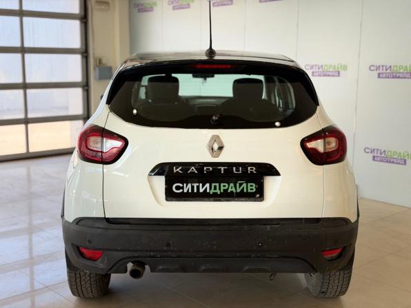 Renault Kaptur I Рестайлинг с пробегом 2021 года, цена 1 020 000 рублей, 123113 км, внедорожник, Автокод Объявления