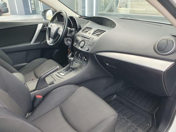 Mazda 3 II (BL) Рестайлинг с пробегом 2012 года, цена 720 000 рублей, 173401 км, седан, Автокод Объявления