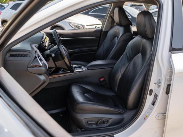 Toyota Camry VIII (XV70) с пробегом 2018 года, цена 2 099 000 рублей, 236419 км, седан, Автокод Объявления