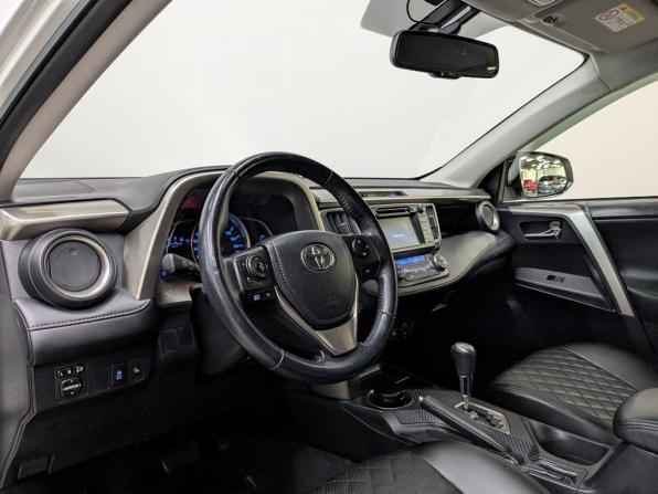 Toyota RAV4 IV (XA40) с пробегом 2015 года, цена 2 000 000 рублей, 175987 км, внедорожник, Автокод Объявления