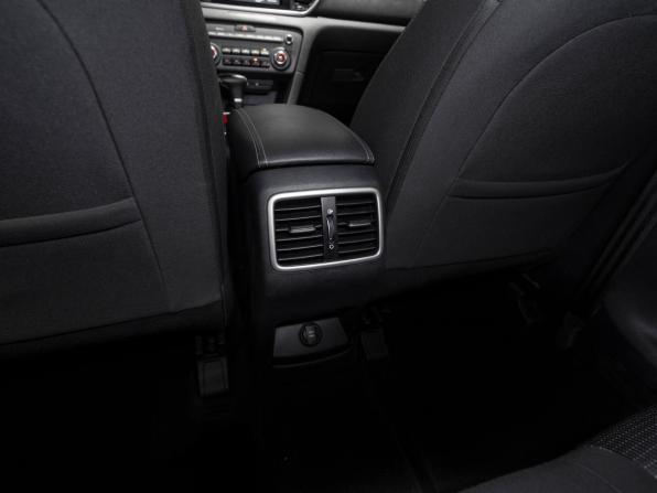 Kia Sportage IV Рестайлинг с пробегом 2018 года, цена 2 440 000 рублей, 81869 км, внедорожник, Автокод Объявления