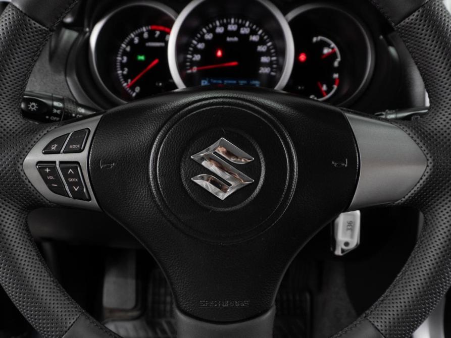 Suzuki Grand Vitara II Рестайлинг 2 Тюмень  - изображение 12