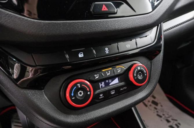 Lada (ВАЗ) Vesta I с пробегом 2019 года, цена 1 049 000 рублей, 87000 км, седан, Автокод Объявления