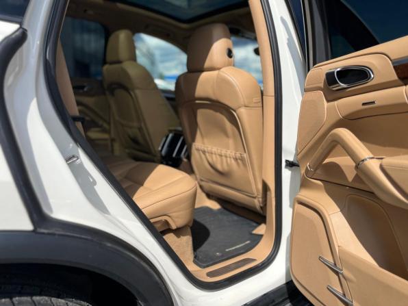 Porsche Cayenne II (958) с пробегом 2011 года, цена 2 320 000 рублей, 189000 км, внедорожник, Автокод Объявления