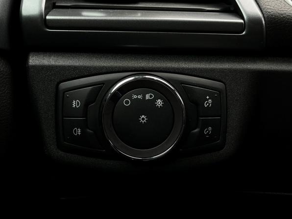 Ford Mondeo V с пробегом 2019 года, цена 1 763 700 рублей, 121530 км, седан, Автокод Объявления