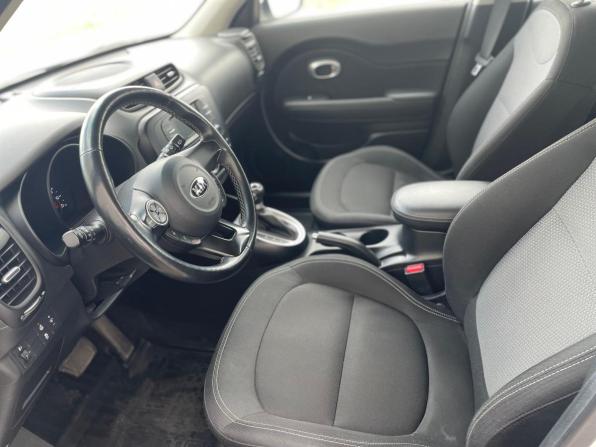 Kia Soul II Рестайлинг с пробегом 2018 года, цена 1 530 000 рублей, 141372 км, хэтчбек, Автокод Объявления