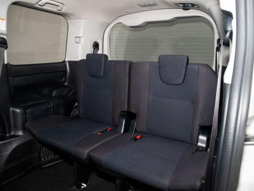 Toyota Noah III (R80) Рестайлинг Иркутск  - изображение 8