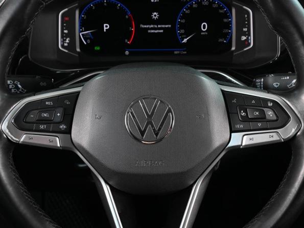 Volkswagen Polo VI с пробегом 2021 года, цена 1 709 000 рублей, 88902 км, лифтбек, Автокод Объявления