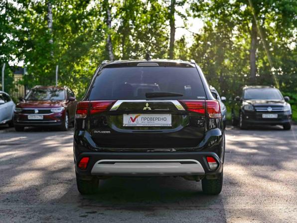 Mitsubishi Outlander III Рестайлинг 3 с пробегом 2021 года, цена 2 410 000 рублей, 71082 км, внедорожник, Автокод Объявления