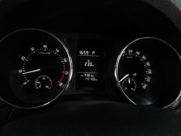Skoda Yeti I Рестайлинг с пробегом 2015 года, цена 1 344 000 рублей, 142160 км, внедорожник, Автокод Объявления