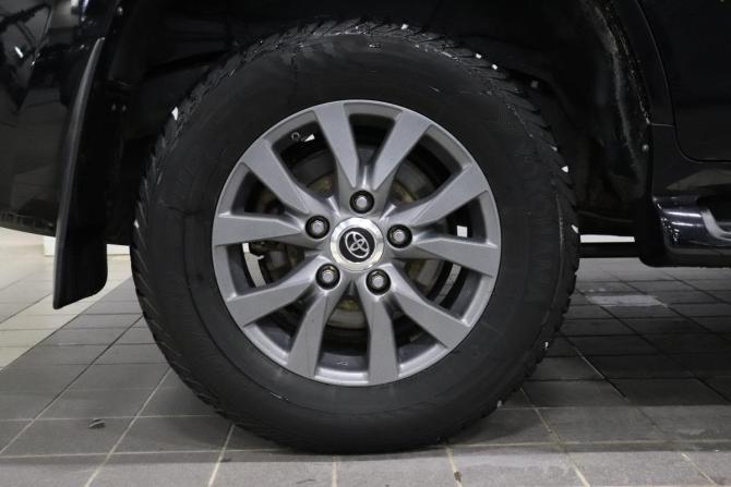 Toyota Land Cruiser 200 Series Рестайлинг 2 с пробегом 2015 года, цена 4 360 000 рублей, 286065 км, внедорожник, Автокод Объявления