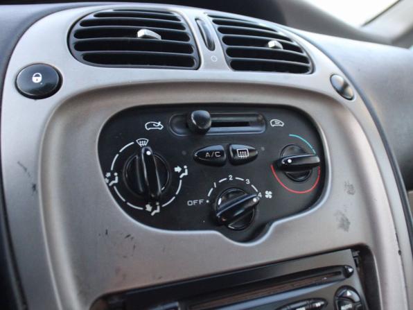 Citroen Xsara Picasso с пробегом 2003 года, цена 99 000 рублей, 199999 км, компактвэн, Автокод Объявления
