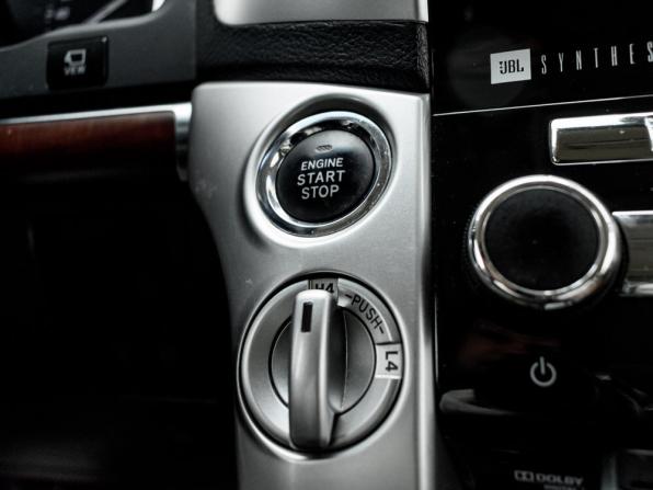 Toyota Land Cruiser 200 Series Рестайлинг 1 с пробегом 2015 года, цена 4 160 000 рублей, 254066 км, внедорожник, Автокод Объявления