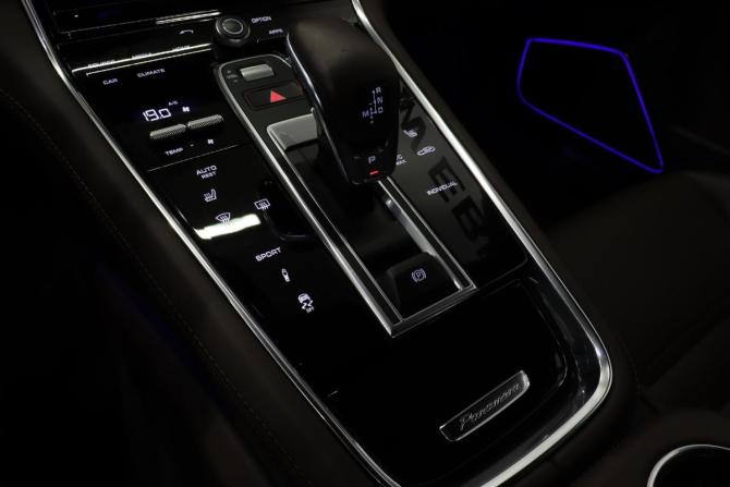 Porsche Panamera II с пробегом 2020 года, цена 8 990 000 рублей, 74231 км, лифтбек, Автокод Объявления