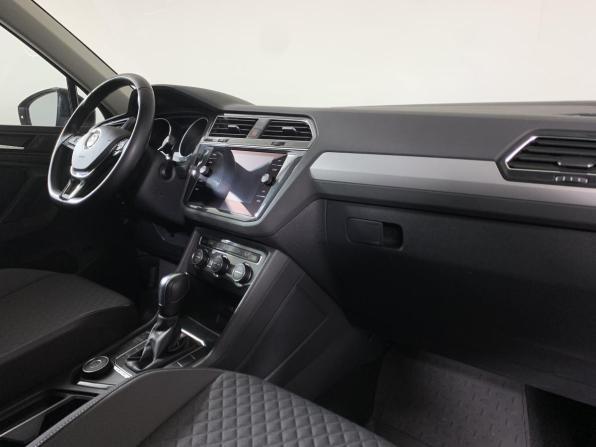Volkswagen Tiguan II с пробегом 2020 года, цена 2 700 000 рублей, 65911 км, внедорожник, Автокод Объявления