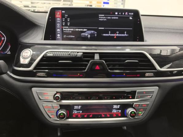 BMW 7 серии VI (G11/G12) с пробегом 2019 года, цена 6 292 800 рублей, 129563 км, седан, Автокод Объявления