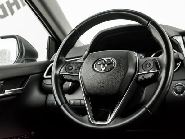 Toyota Camry VIII (XV70) с пробегом 2021 года, цена 2 990 000 рублей, 51511 км, седан, Автокод Объявления