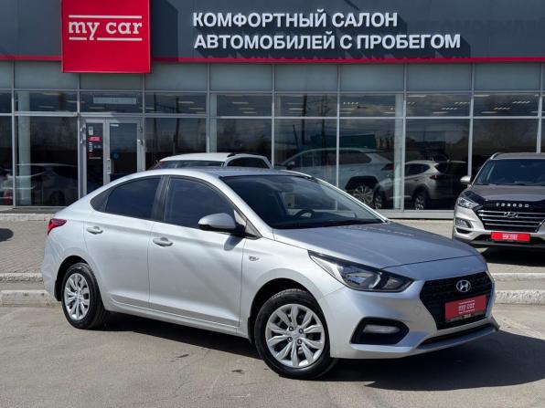 Hyundai Solaris II с пробегом 2018 года, цена 1 395 000 рублей, 59900 км, седан, Автокод Объявления