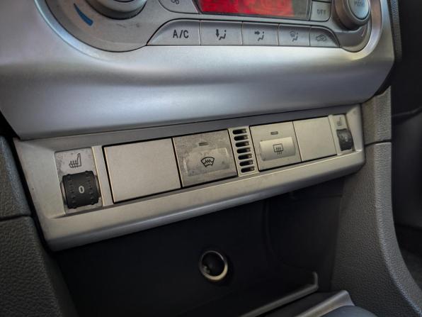 Ford Focus II Рестайлинг с пробегом 2010 года, цена 679 900 рублей, 207000 км, универсал, Автокод Объявления